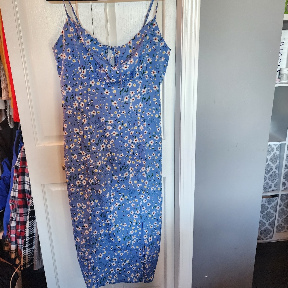 *NEW* Blue midi summer dress